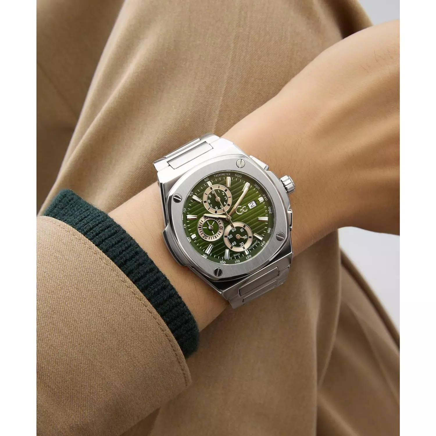 Gc Coussin Shape Chrono Metal Men Watch Silver Stainless Steel Bracelet 5