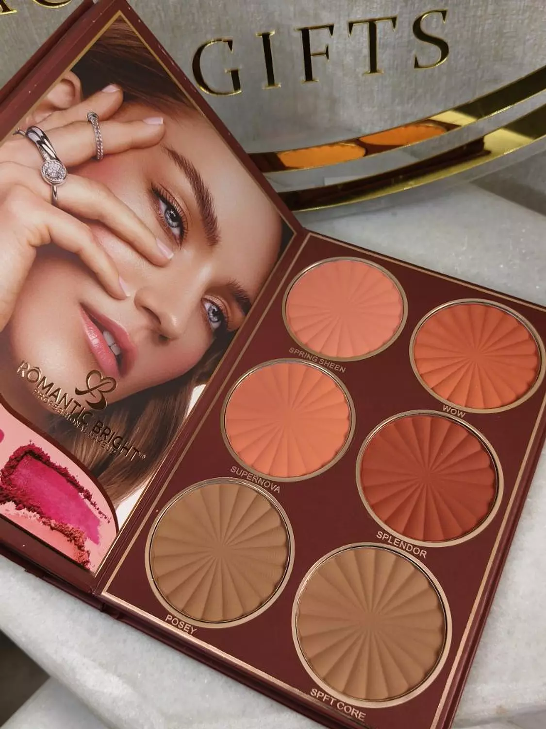 Romantic Bright makeup book  3