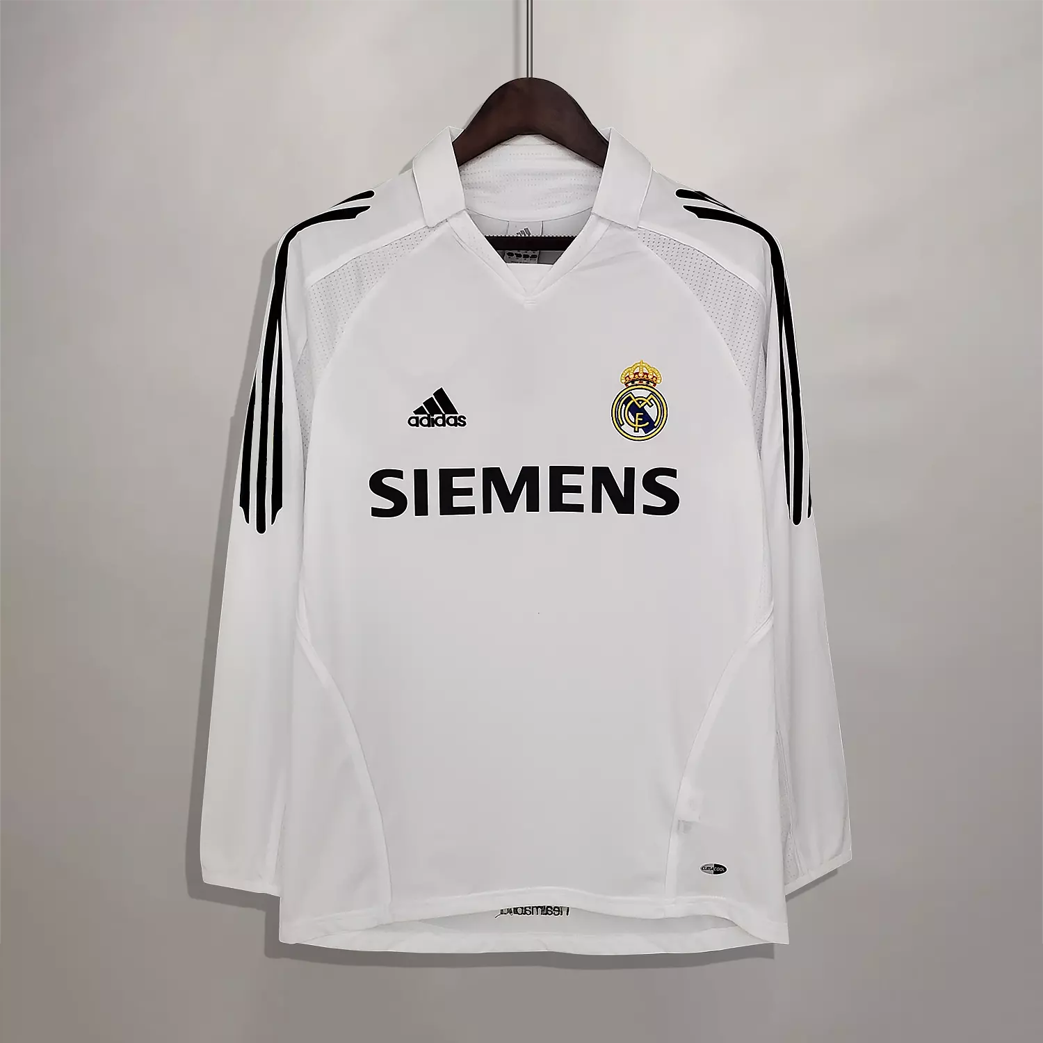 REAL MADRID 05/06 - CLASSIC image