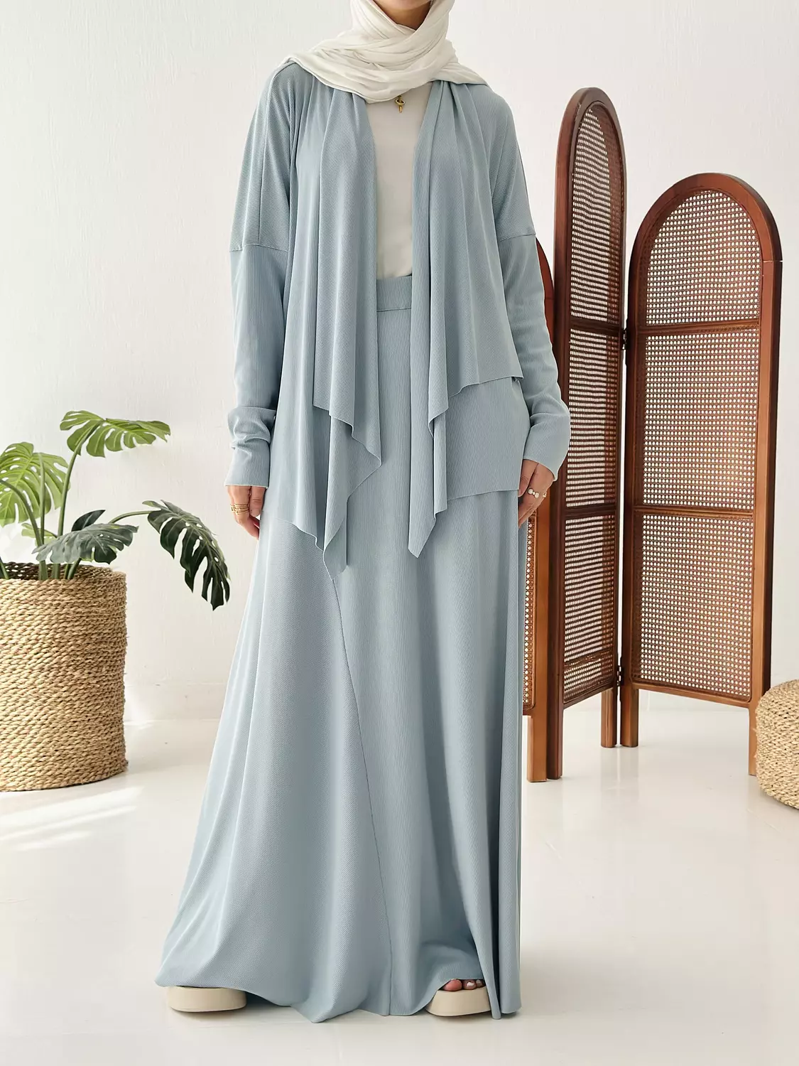 Elegance In Motion Skirt Set In Sky Blue 2