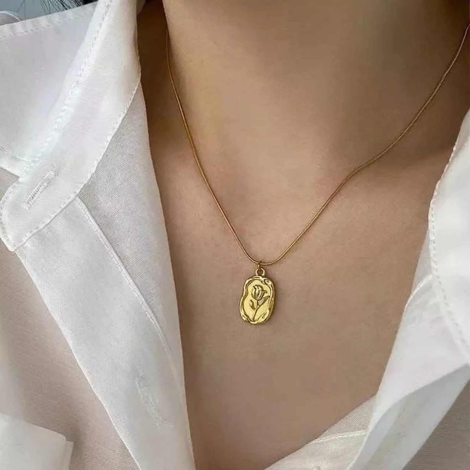 Necklace flower  hover image