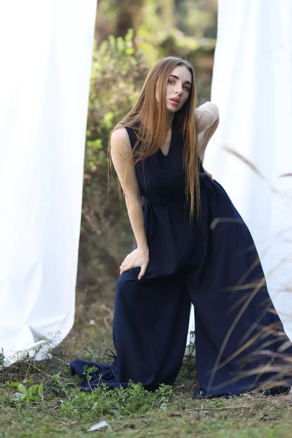 Wide Leg Linen Jumpsuit - Dark Blue 4