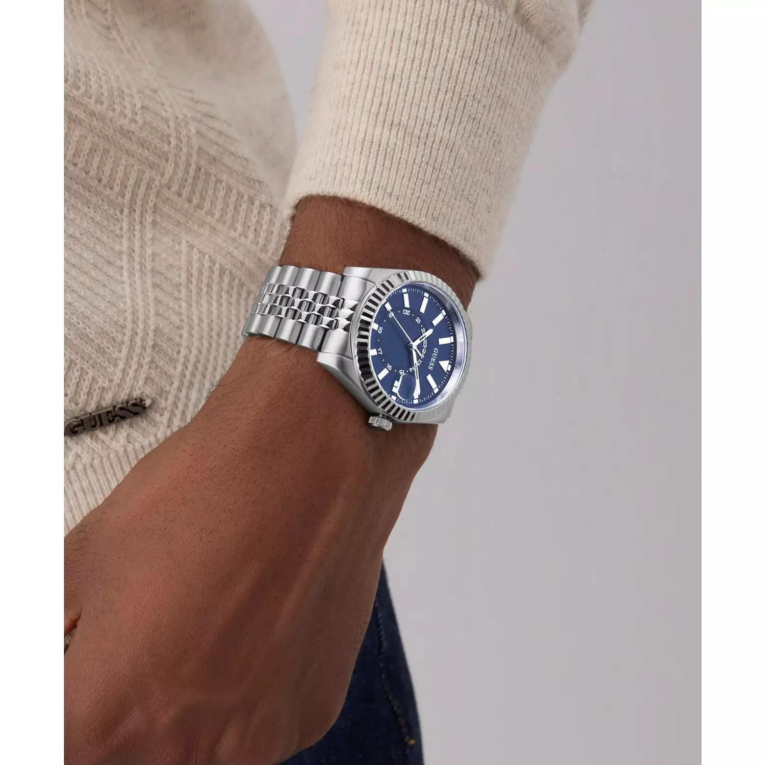 GUESS JADEN Men Silver Tone Multi-function Date Watch Silver Tone Stainless Steel Brushed/Polished Bracelet 7