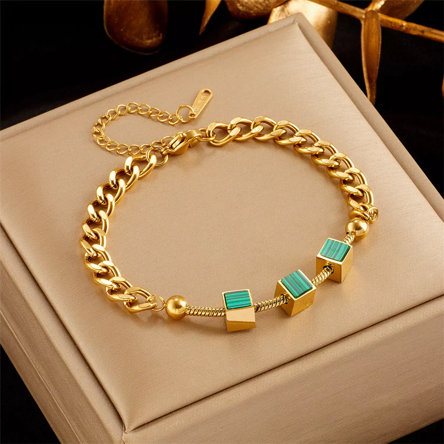 Triple green squares gold bracelet  image