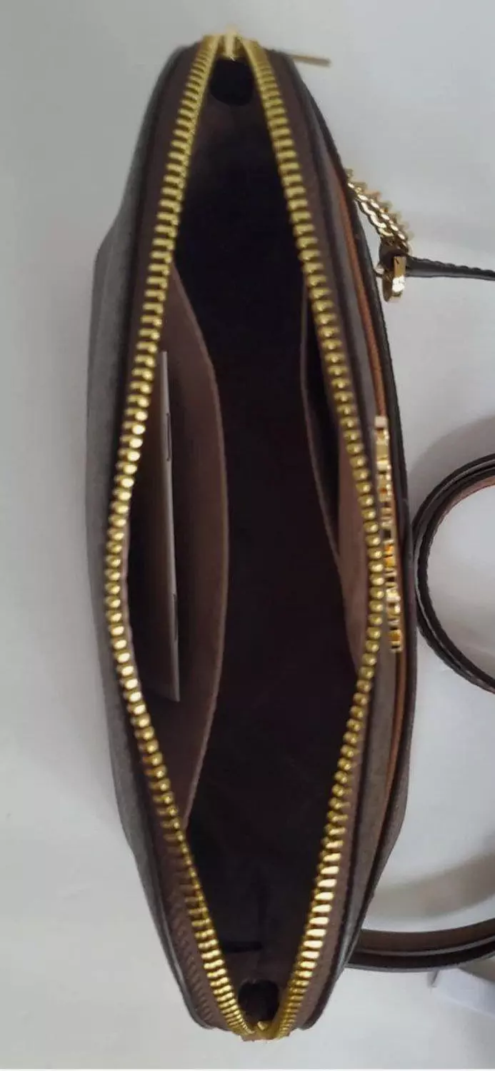 Michael Kors Logo - print Brown. 4