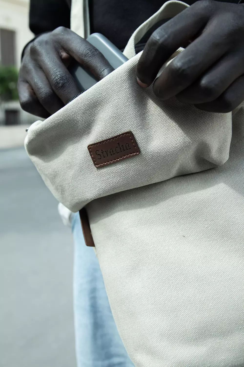 Midnight bloom - Beige 1