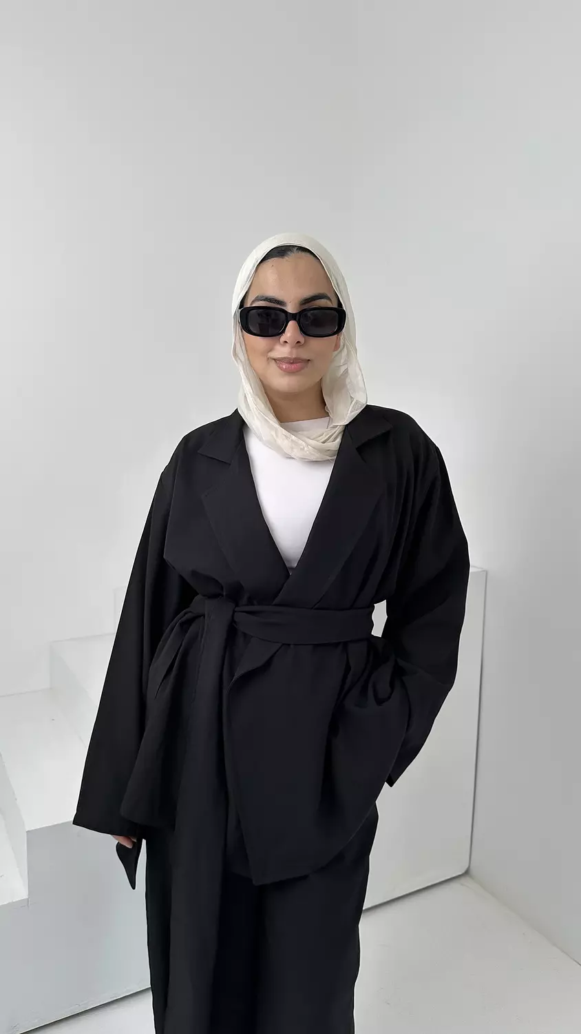 Elan Set In Black 3