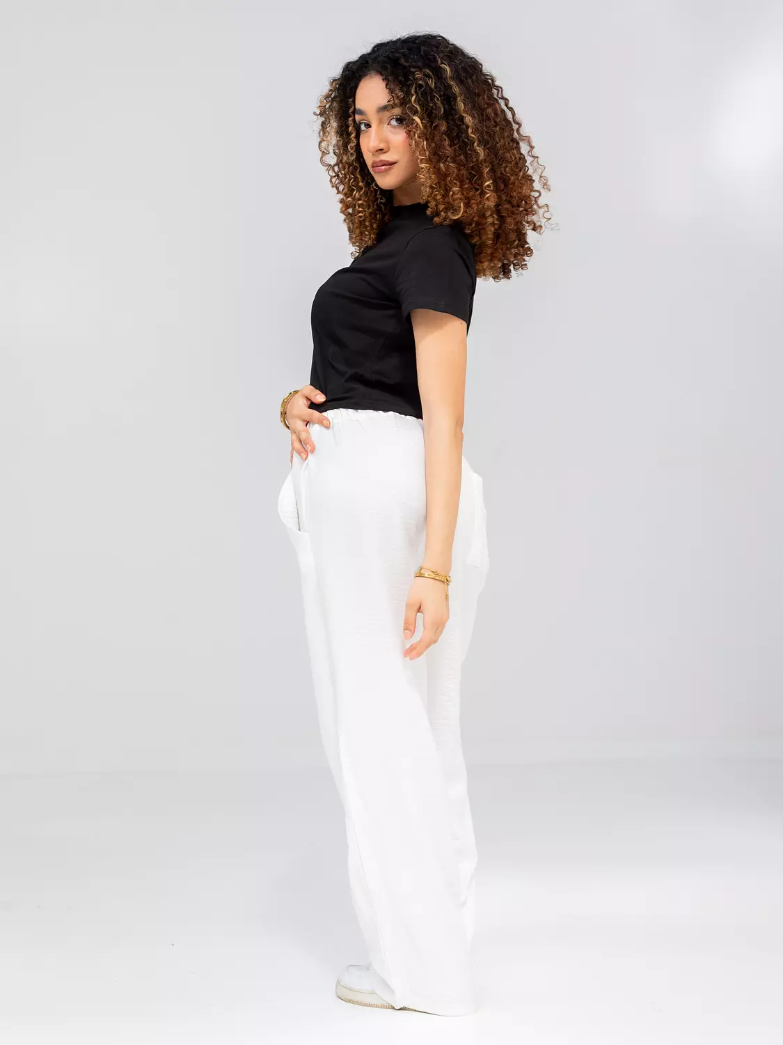 Round Neck T-shirt | Black 2