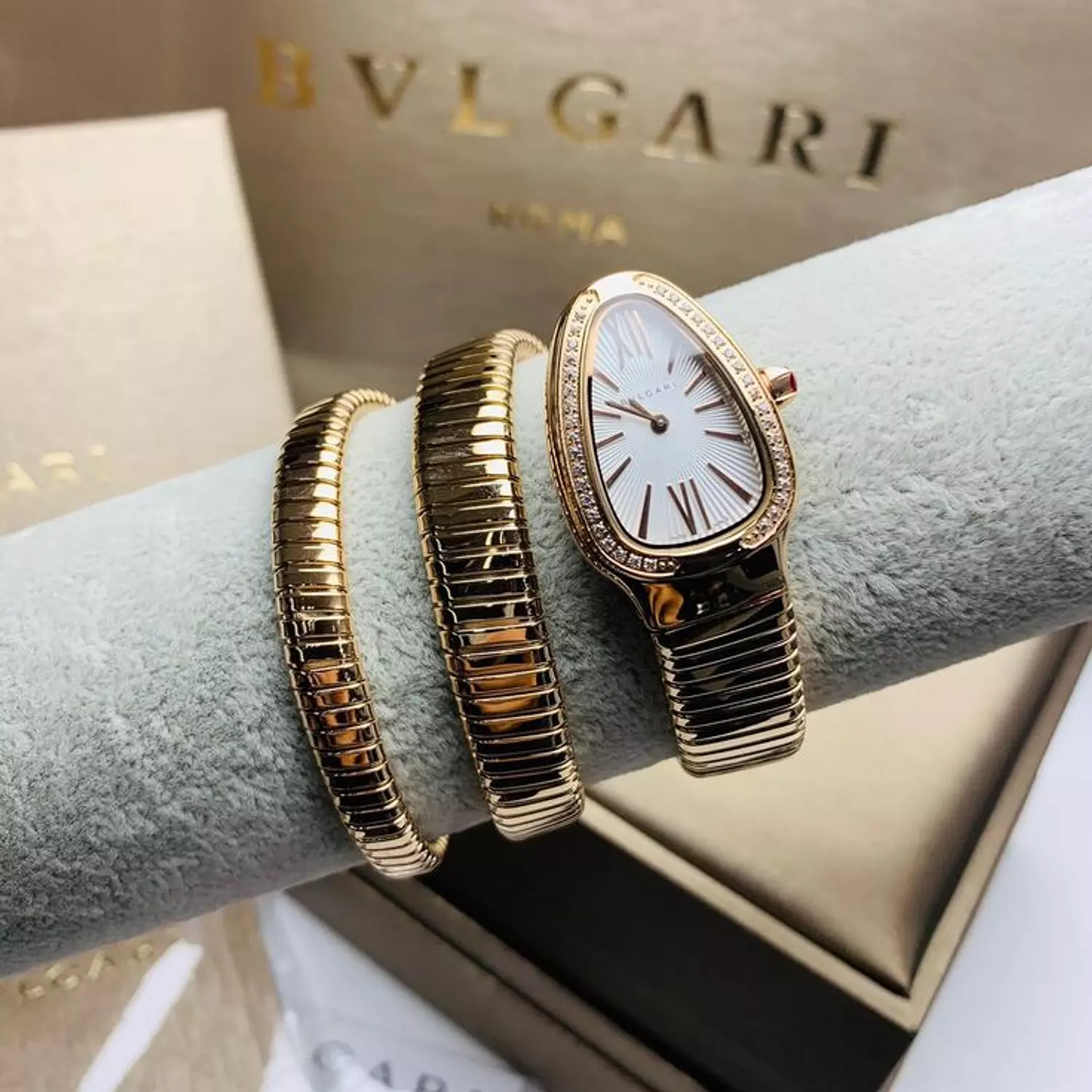 Bvlgari watch image