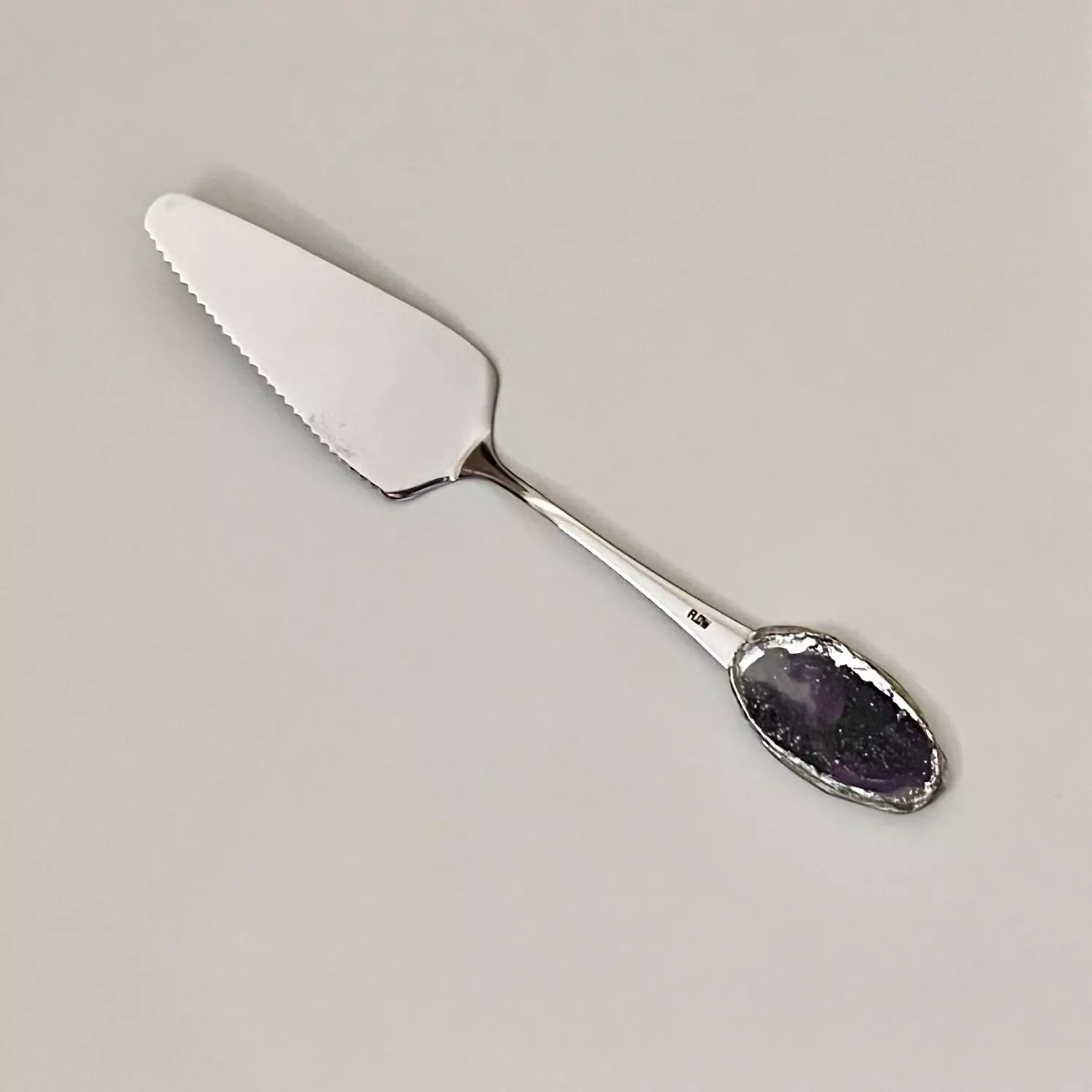 Silver 2 in 1 Cake Knife/Shovel image