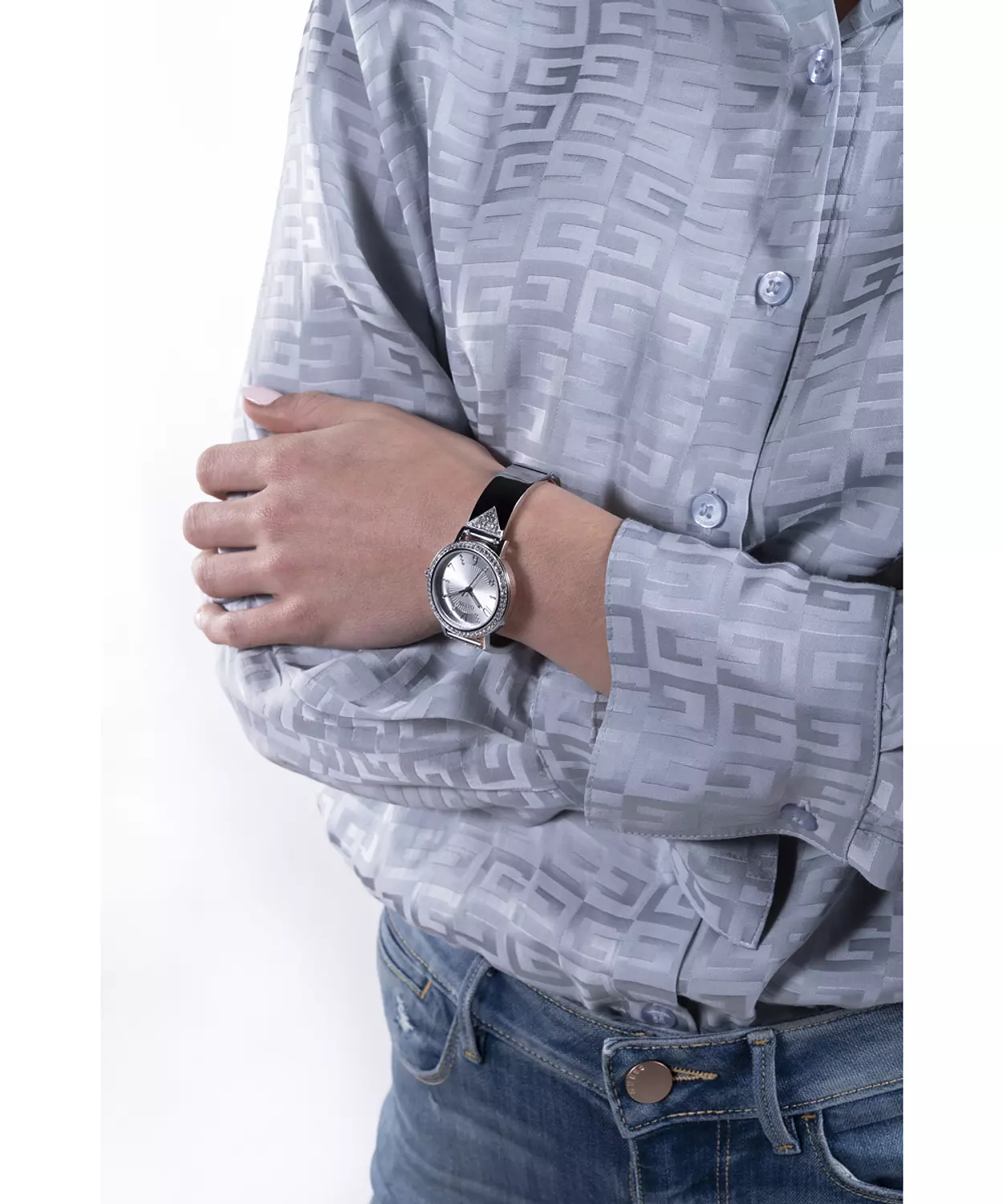 GUESS GW0474L1 ANALOG WATCH For Women Round Shape Silver Stainless Steel Polished Bracelet 7