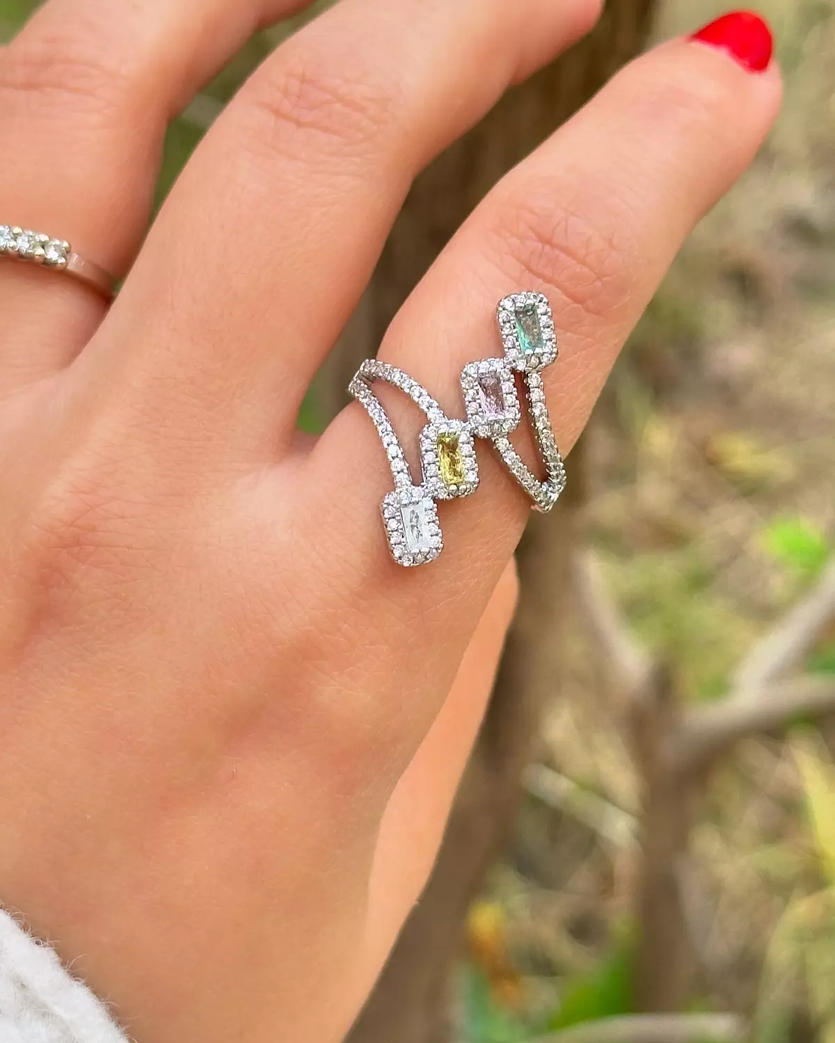 Four Rhinestone Ring 
