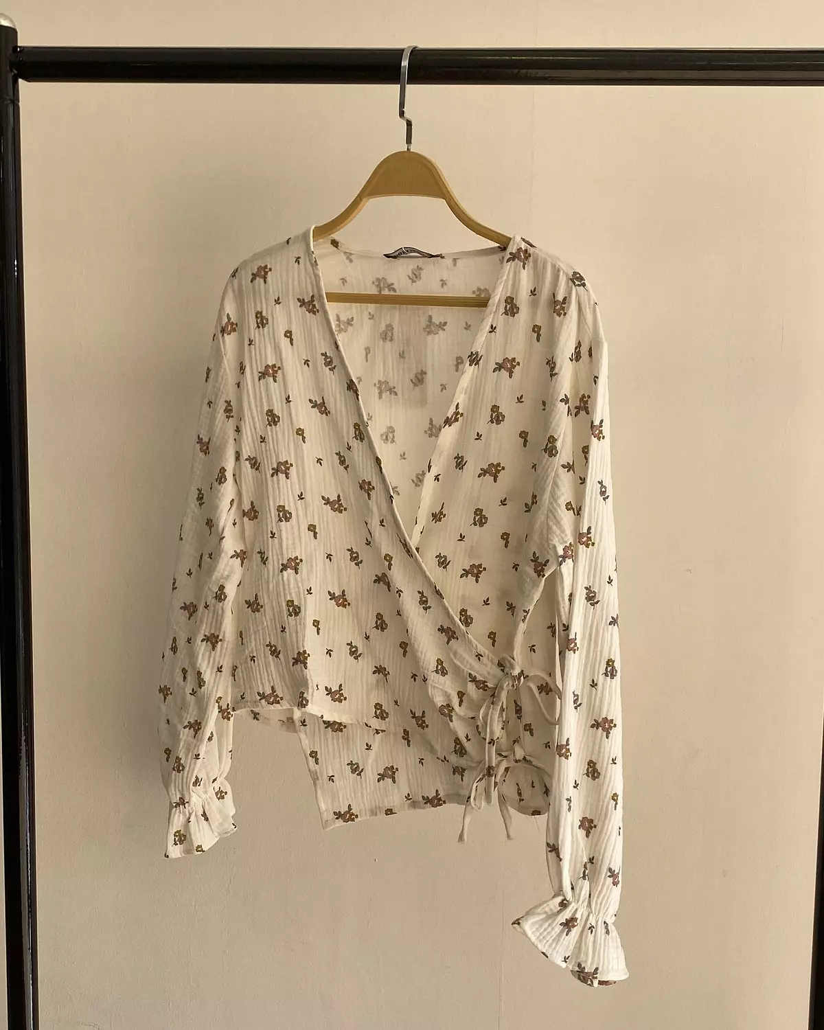 Flori blouse Bubb image