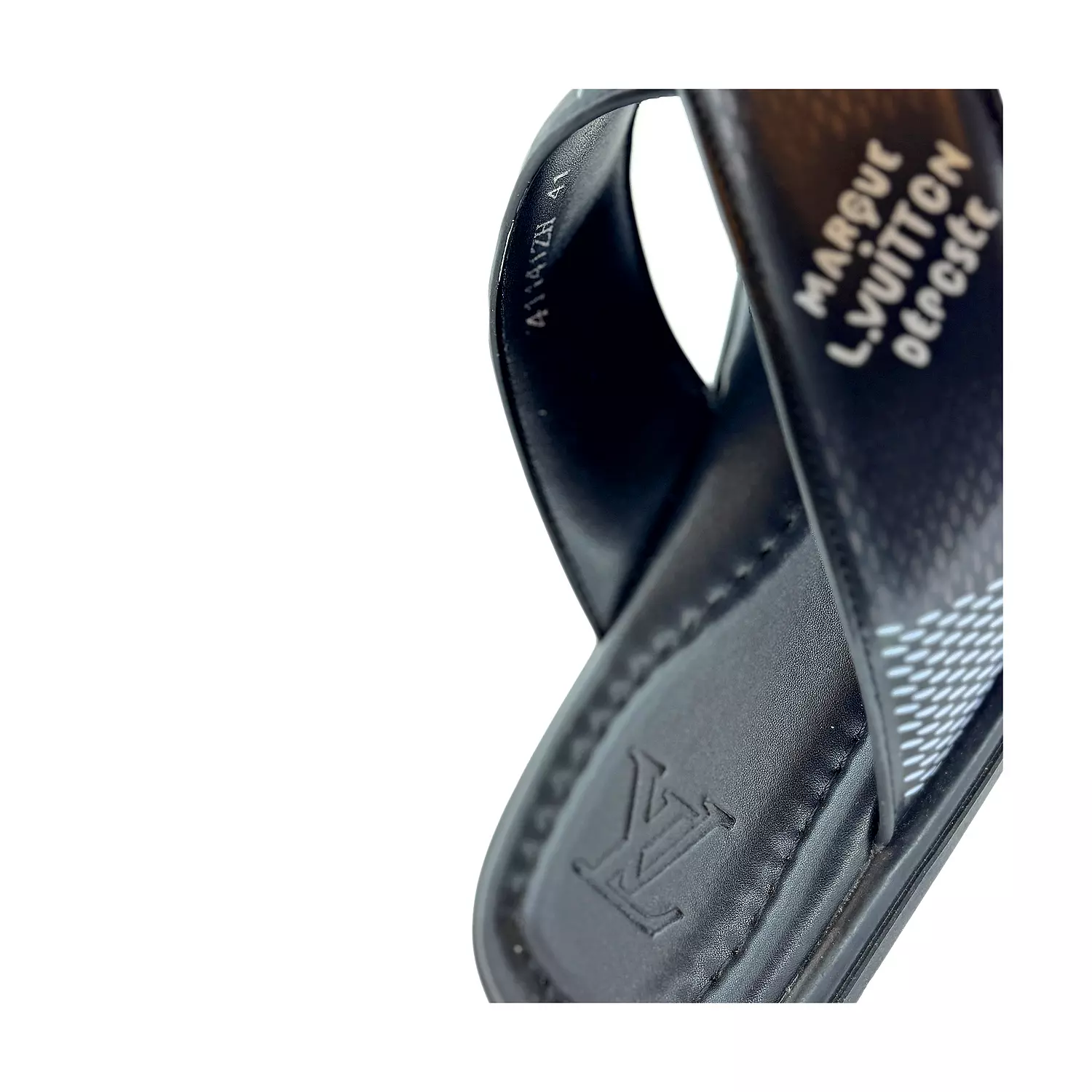 LV Black Slipper 2
