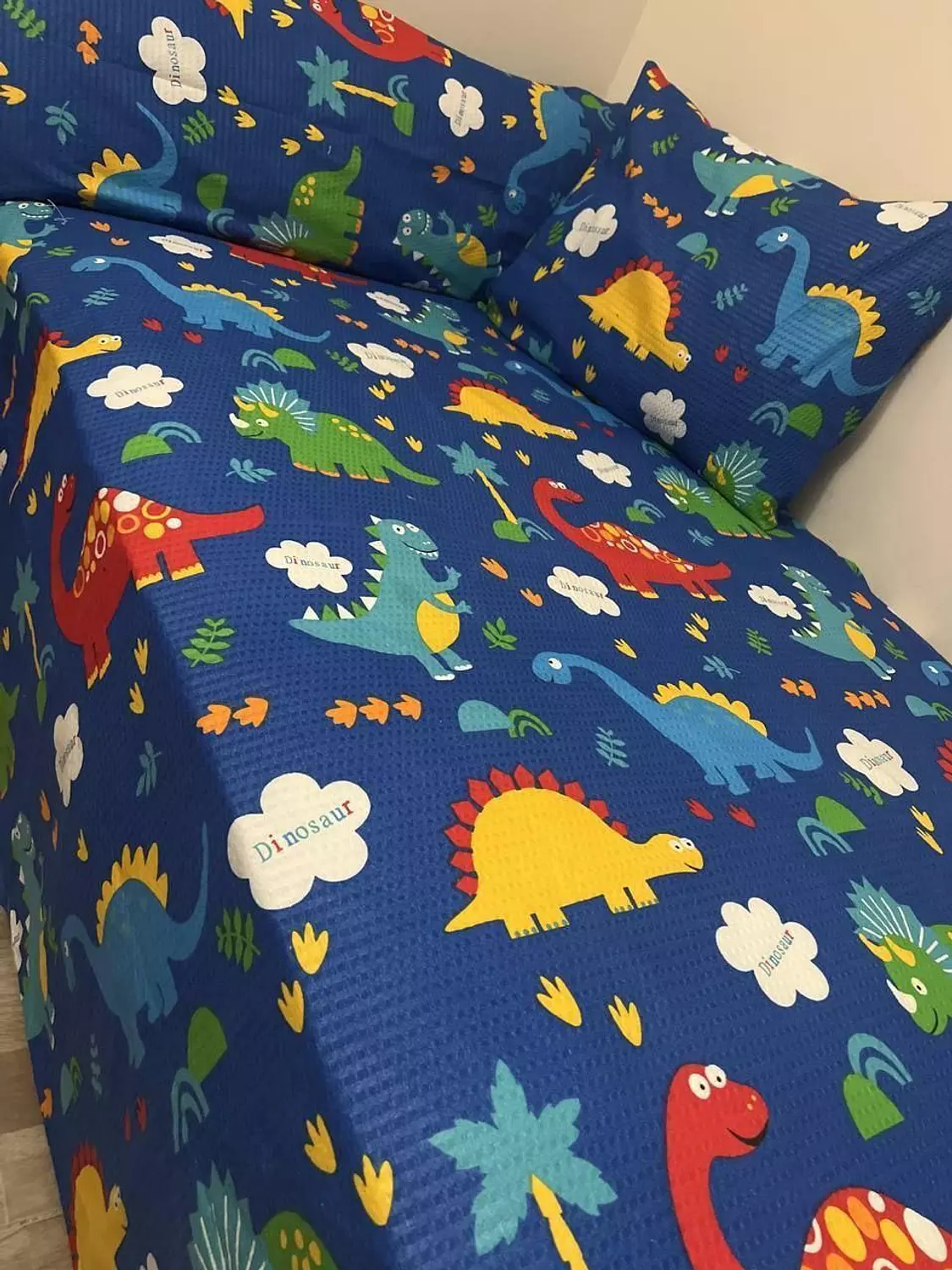 <h3 style="text-align: center"><span style="color: rgb(197, 153, 74)">ملايه اطفال بيكا</span></h3>