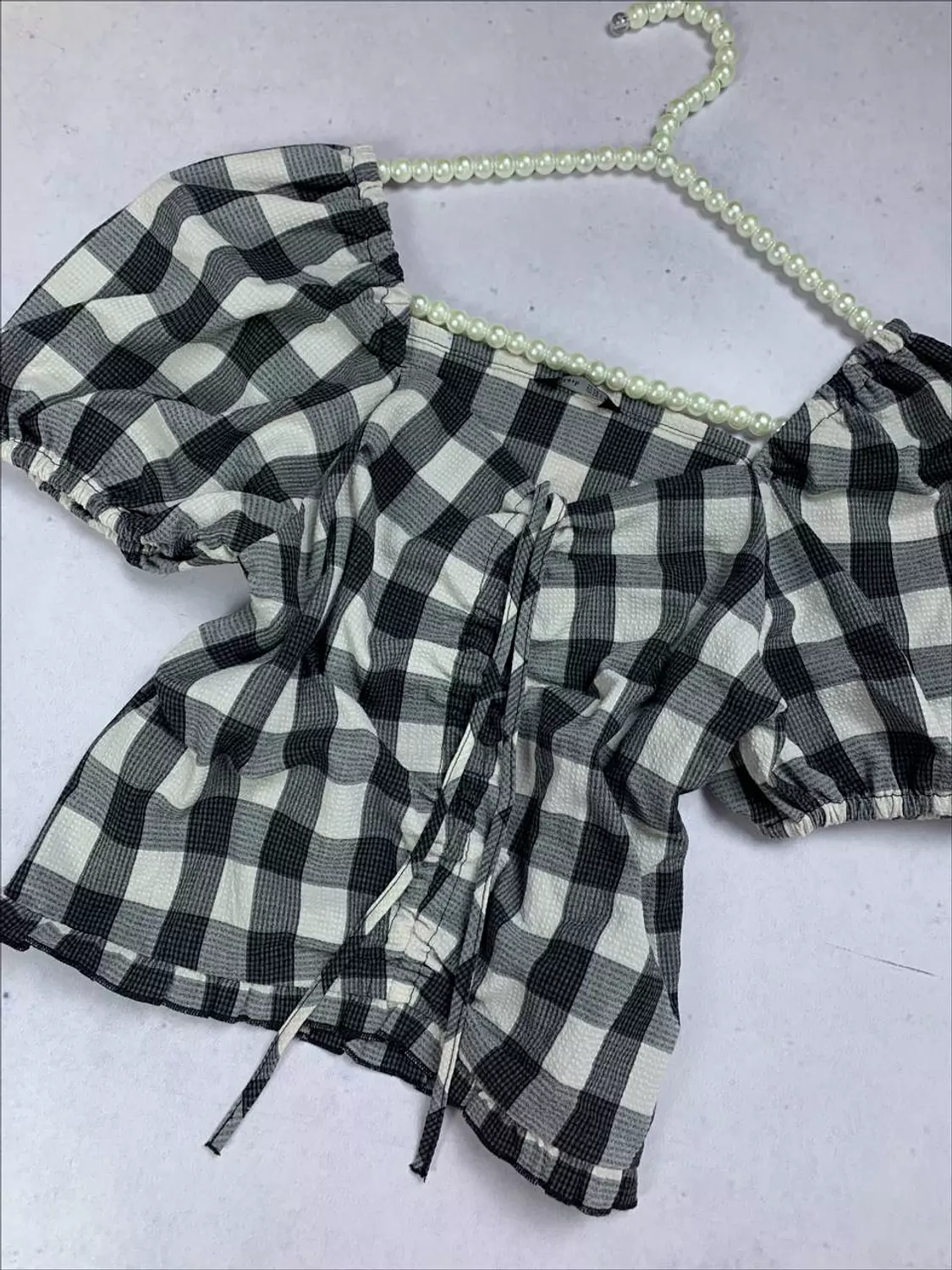 Crop top from splash hover image