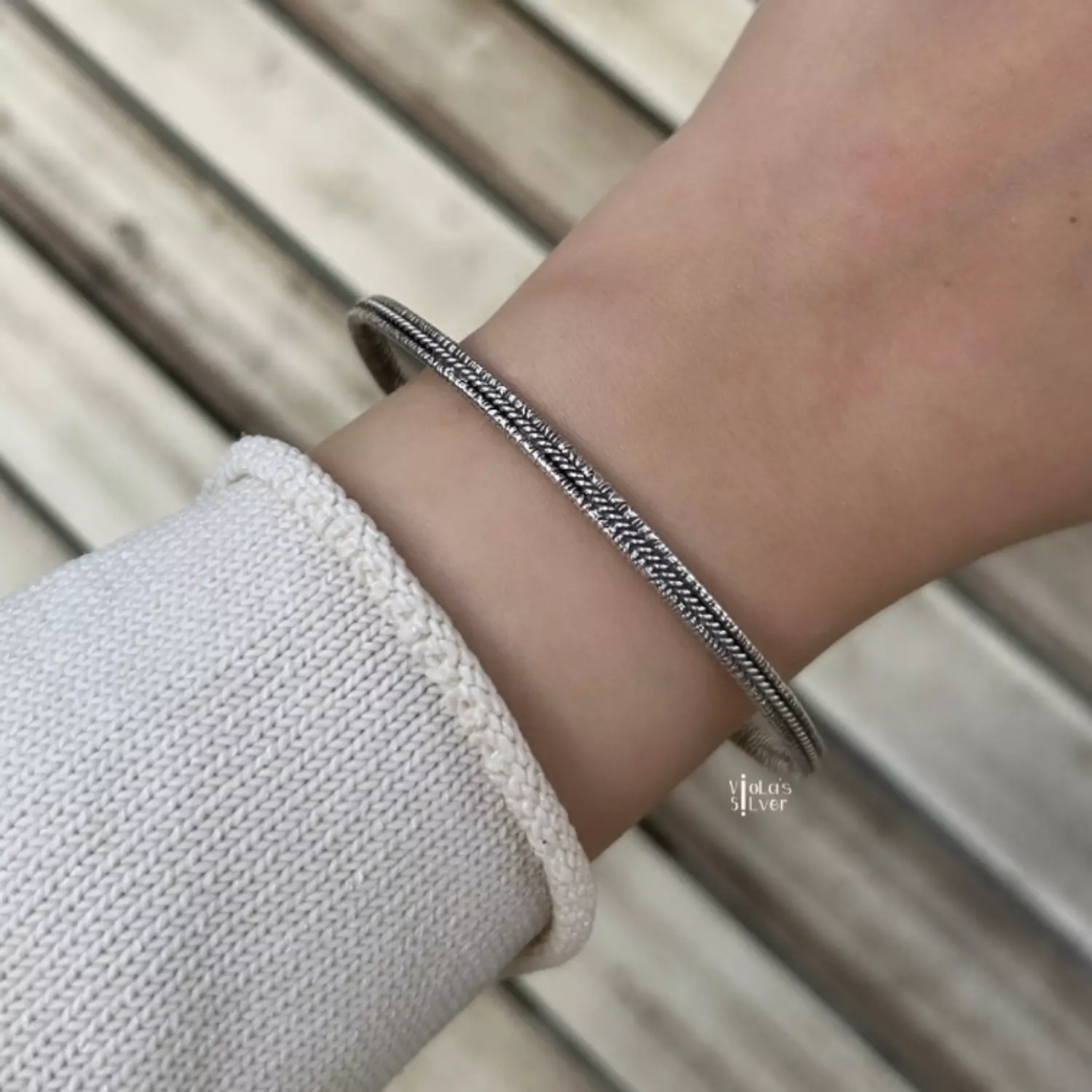 Thin bangle (09) image