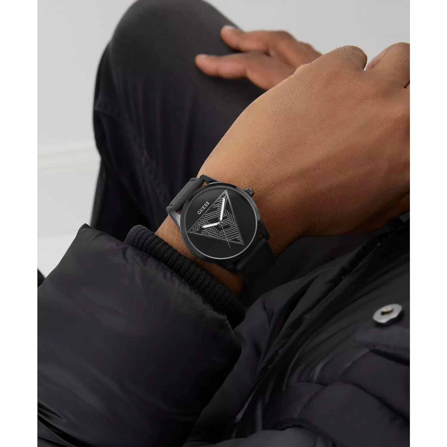 GUESS CLARK Mens Black Analog Watch Black Silicone Smooth Strap 7