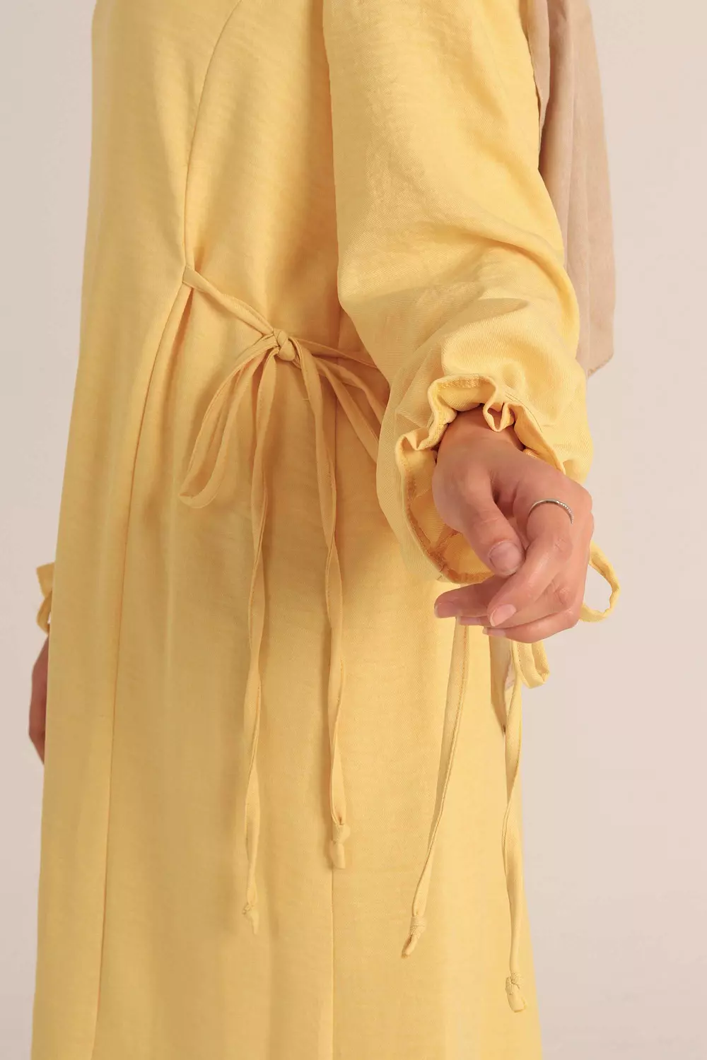 Delicate Yellow Dress 15