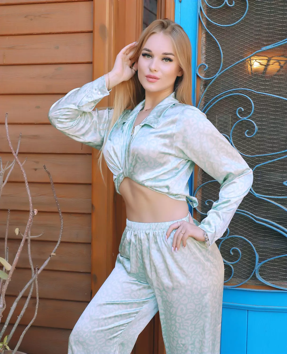 Leopard Satin Twist-Front Lounge 2