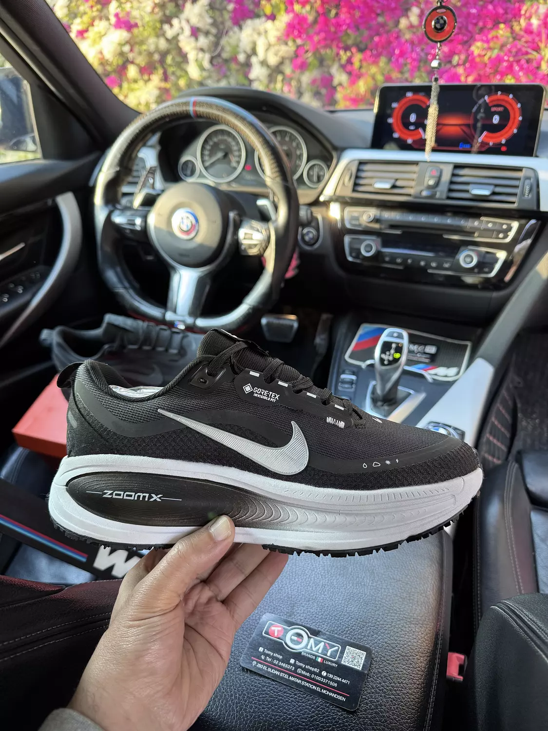 NIKE ZOOMX VOMERO18 image