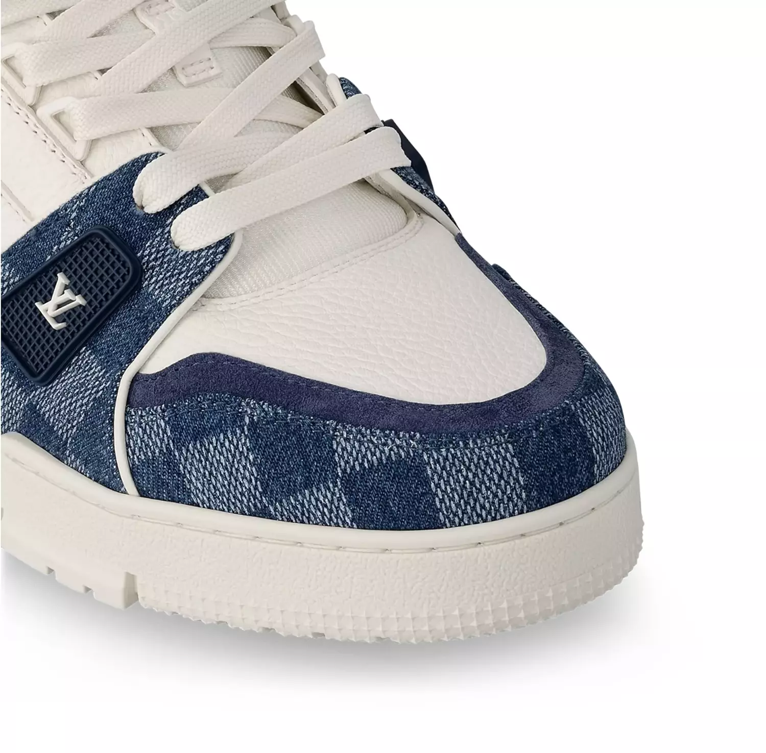 LV Trainer Sneaker 6