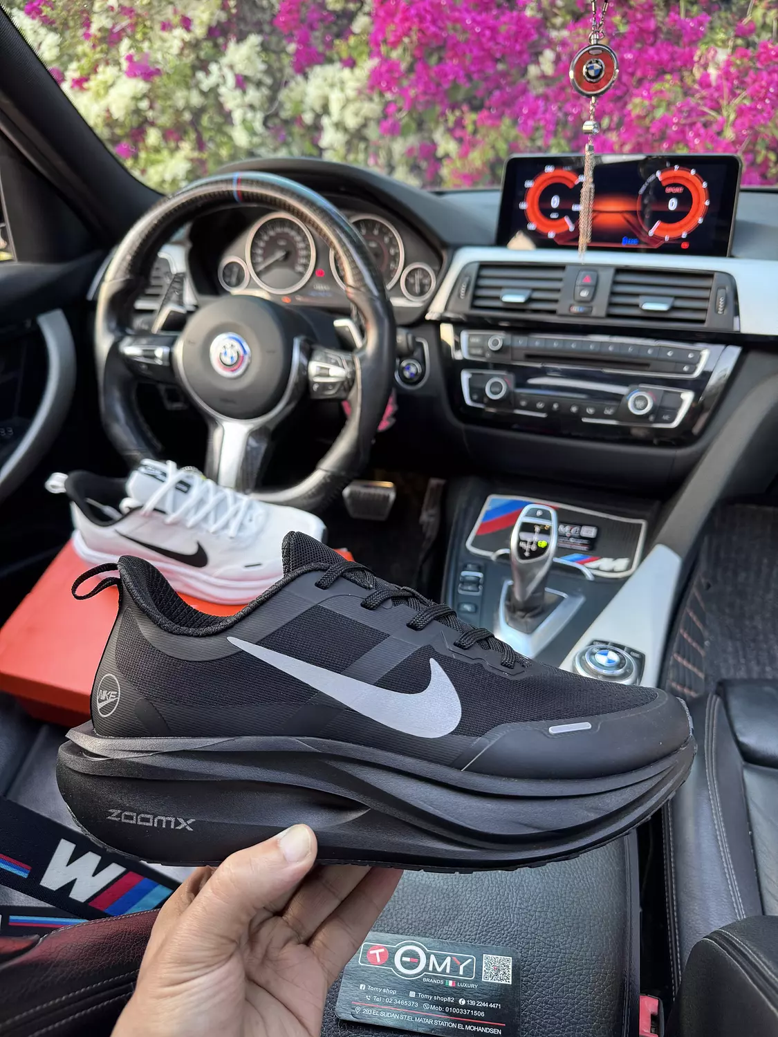 NIKE ZOOMX RUN image