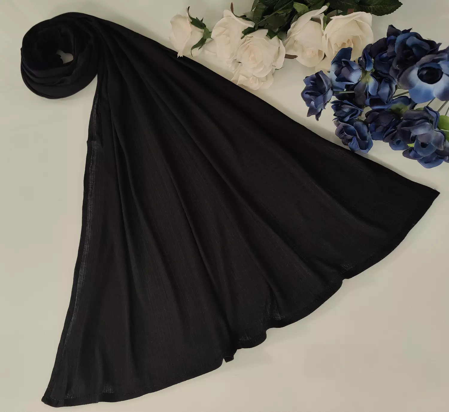 Scarf-Tender-Black 1