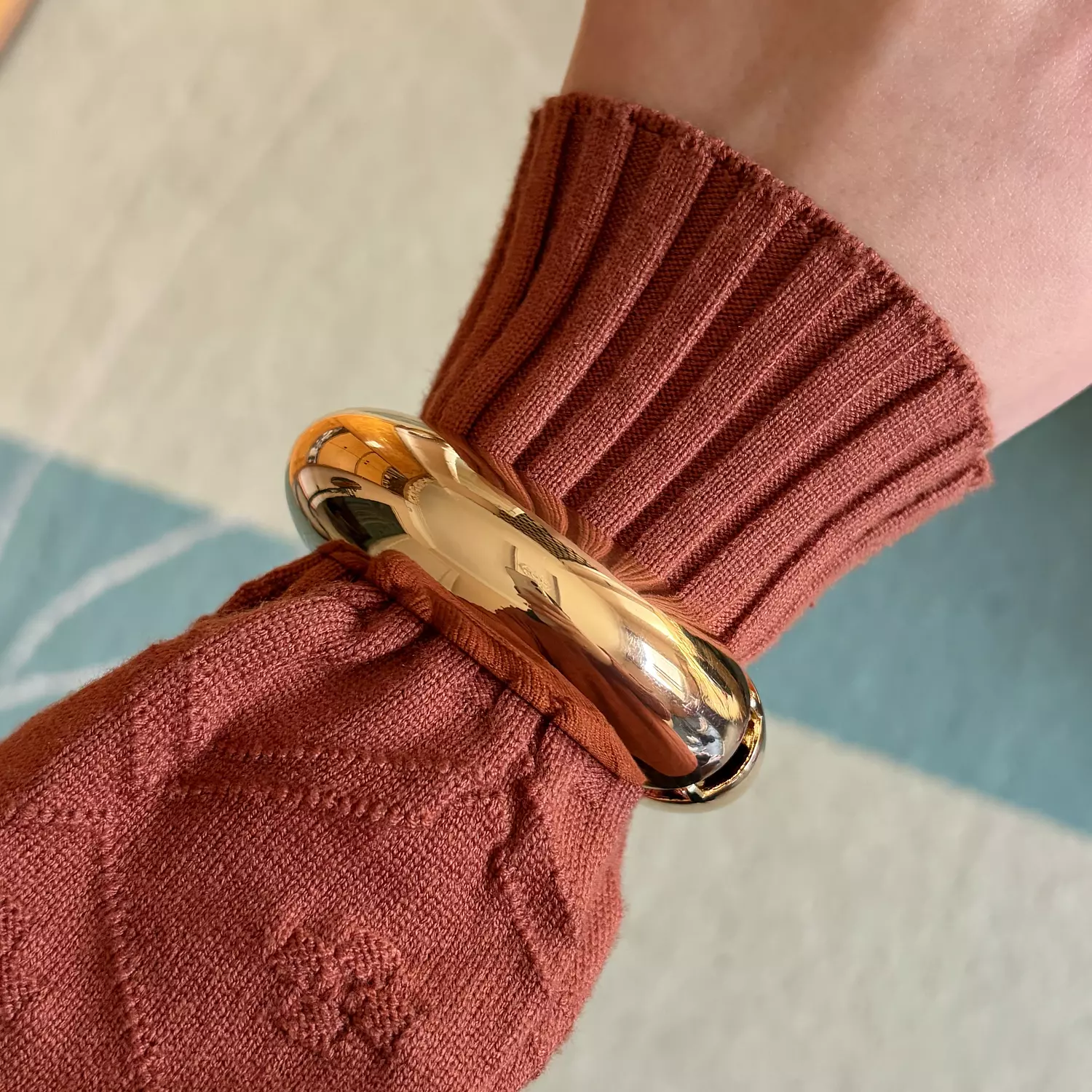 Chunky bangle- gold  image