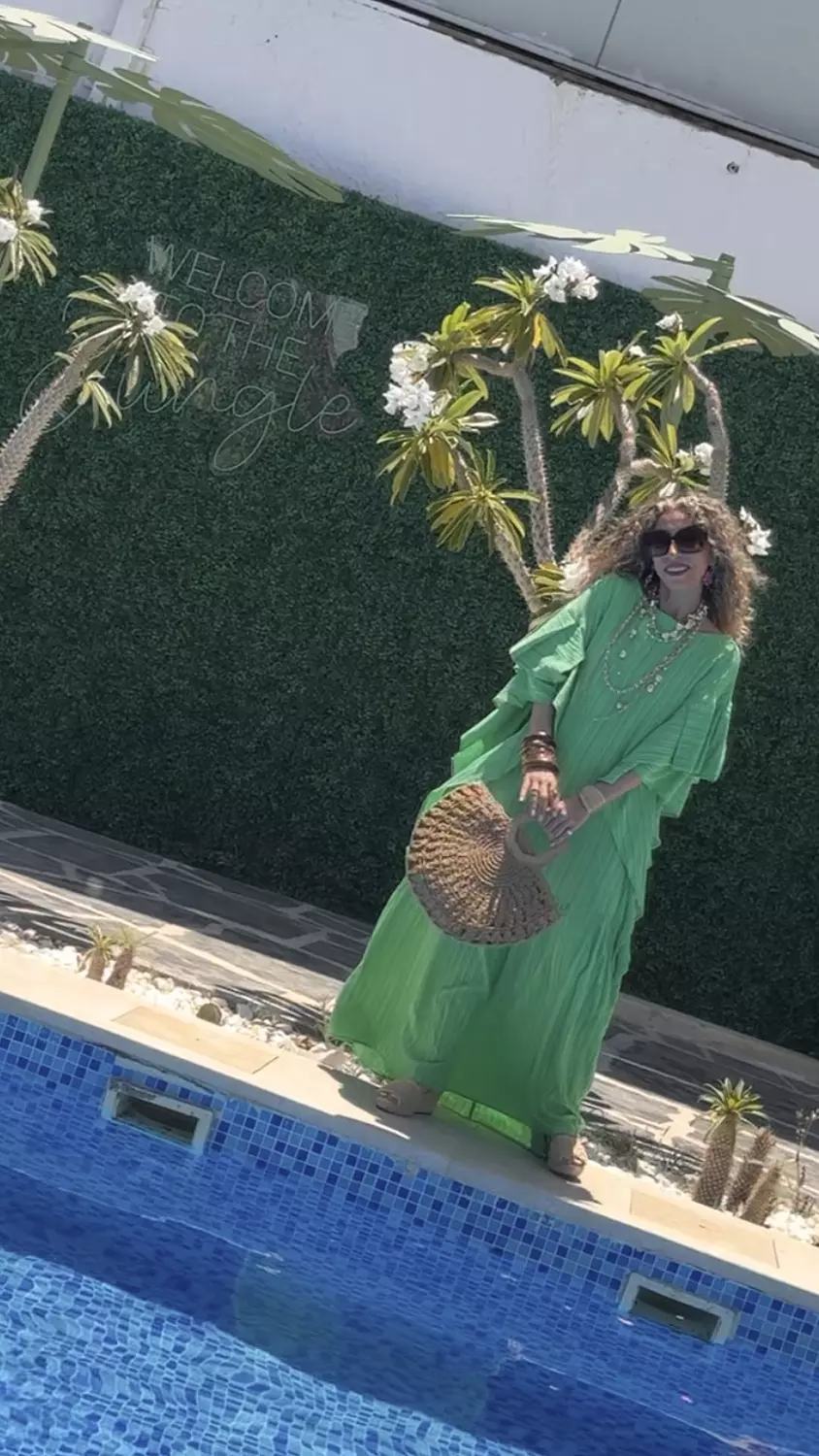 Green Dress / 506 hover image