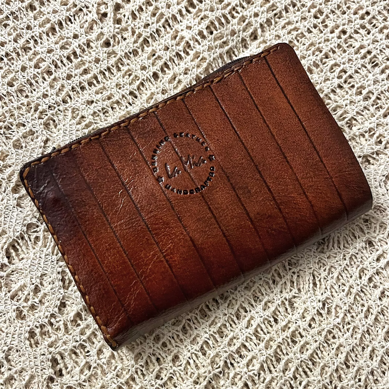Art Nouveau bloom medium leather wallet 2