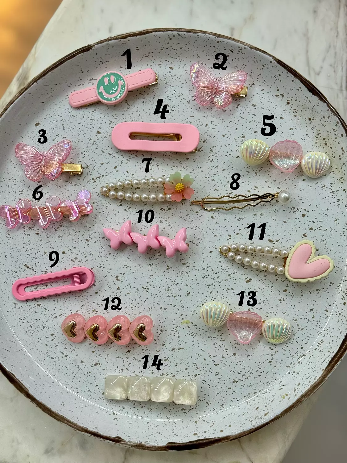 Colored clips 3 image