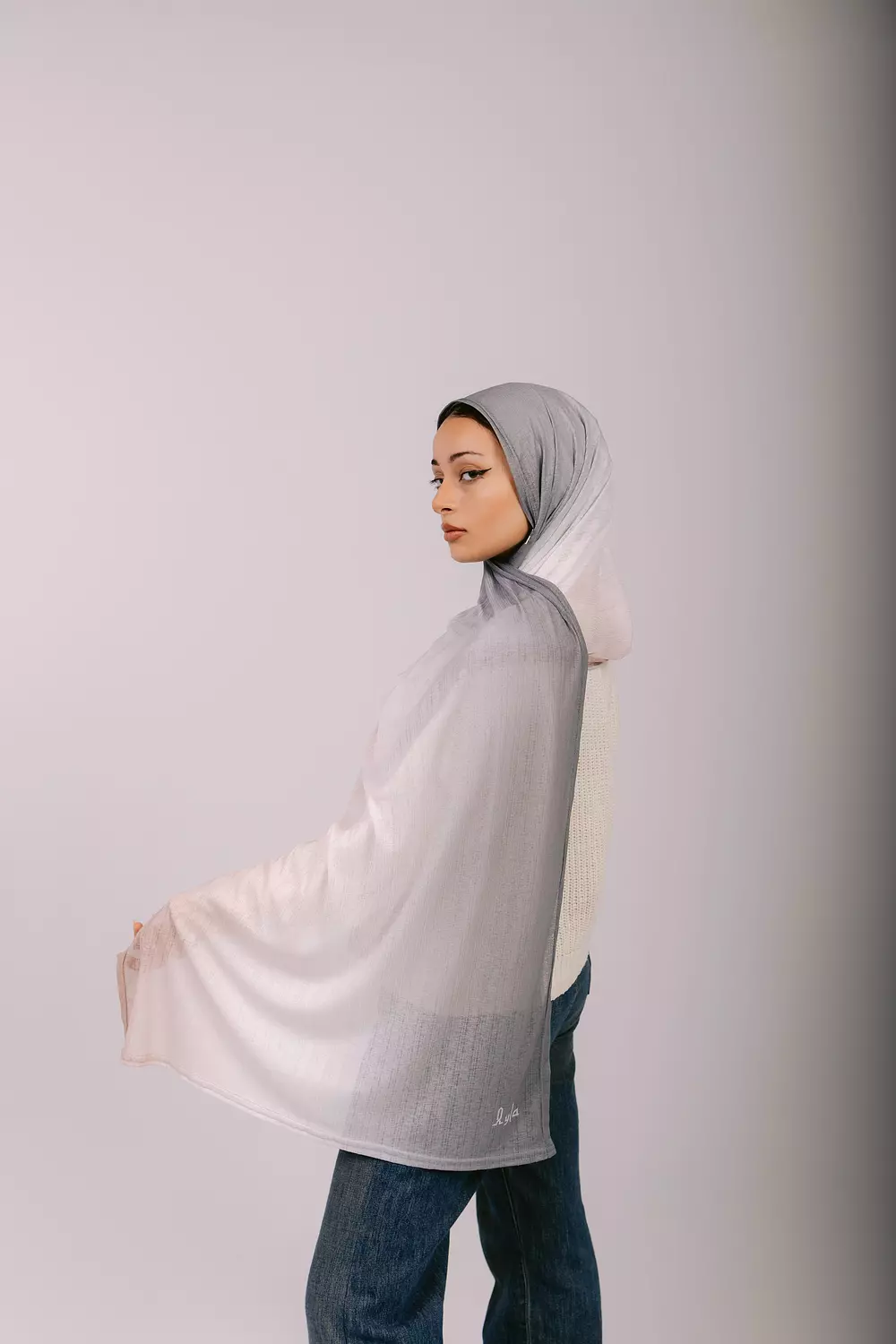 GREY, WHITE & BEIGE hover image