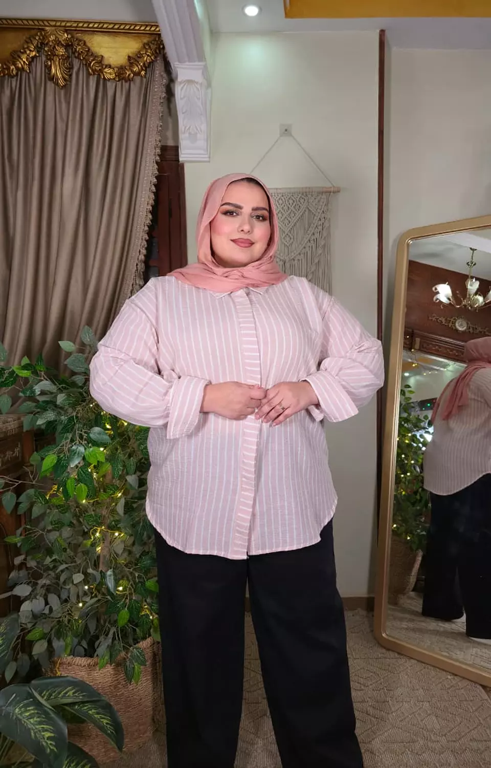 Striped shirt (in pink) image