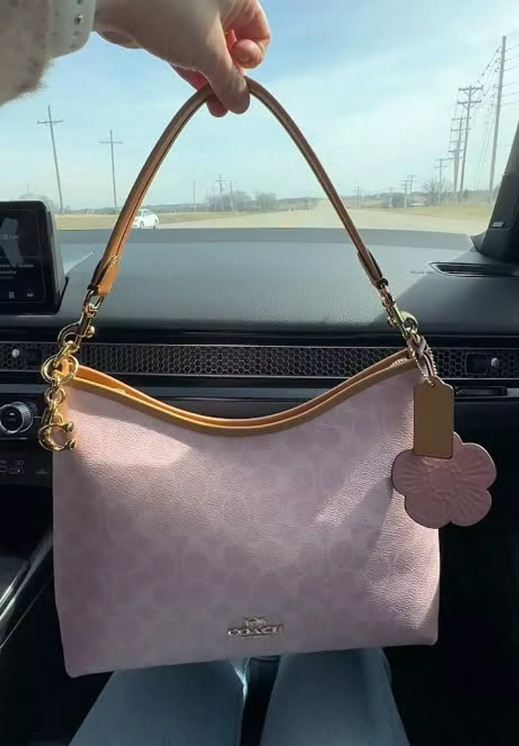 Coach laurel shoulder bag in signature canvas pink 2