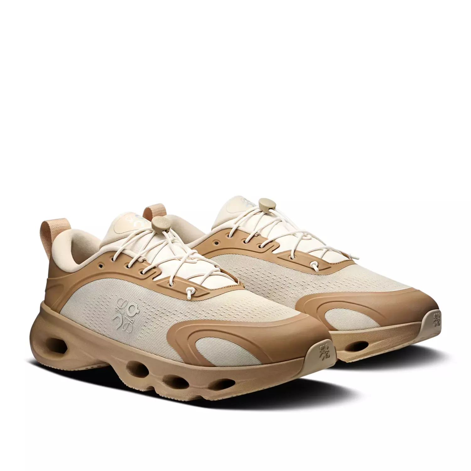 On Running Cloudsolo Loewe Dark Sand Cream Bege 2