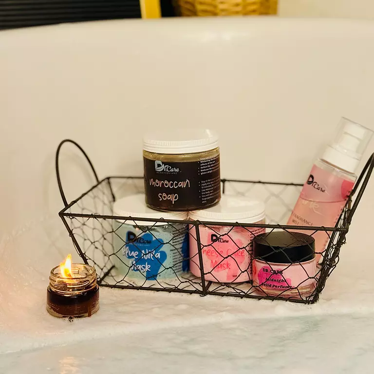 <p style="text-align: start"></p>