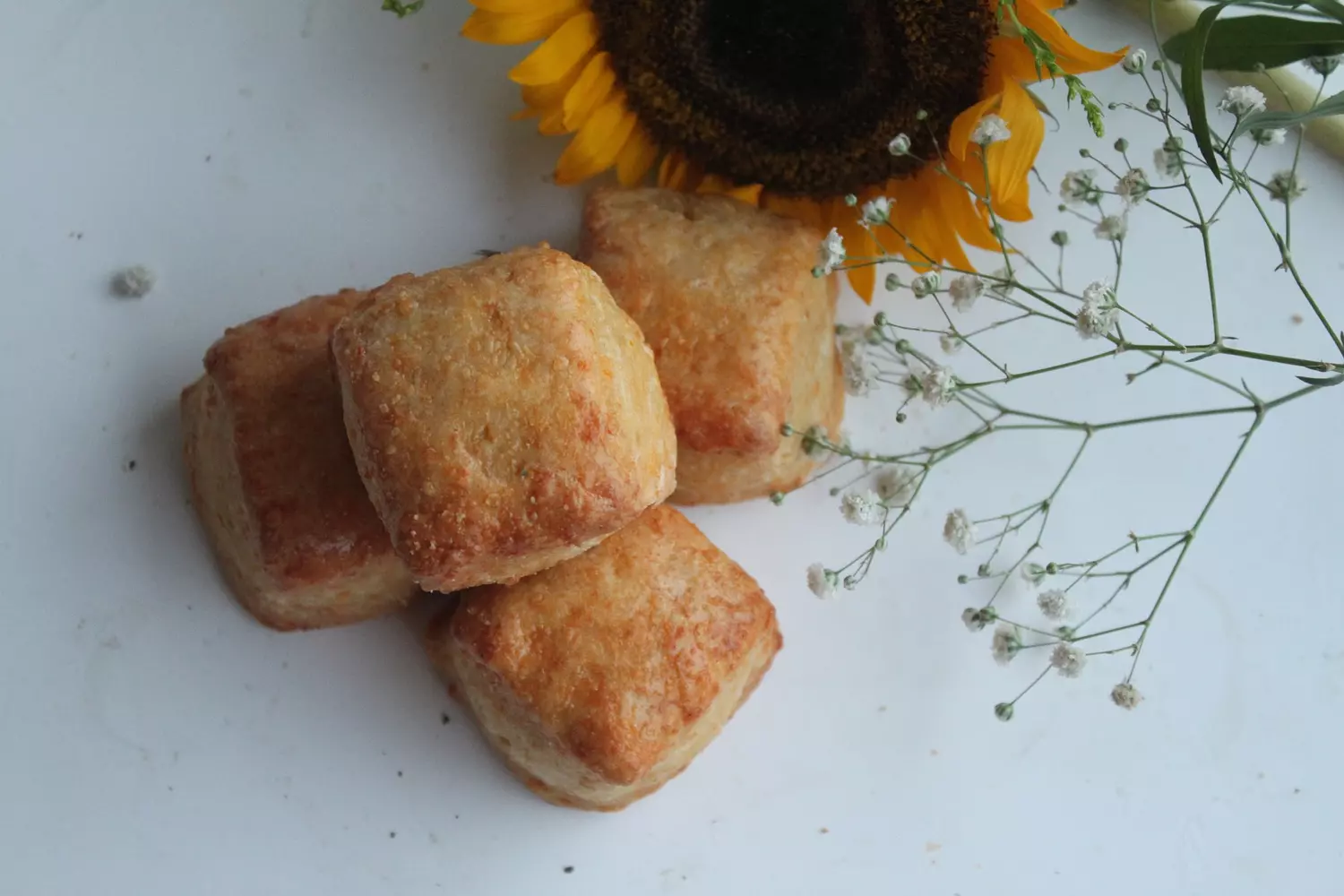 Cheesy Tea Scones 8