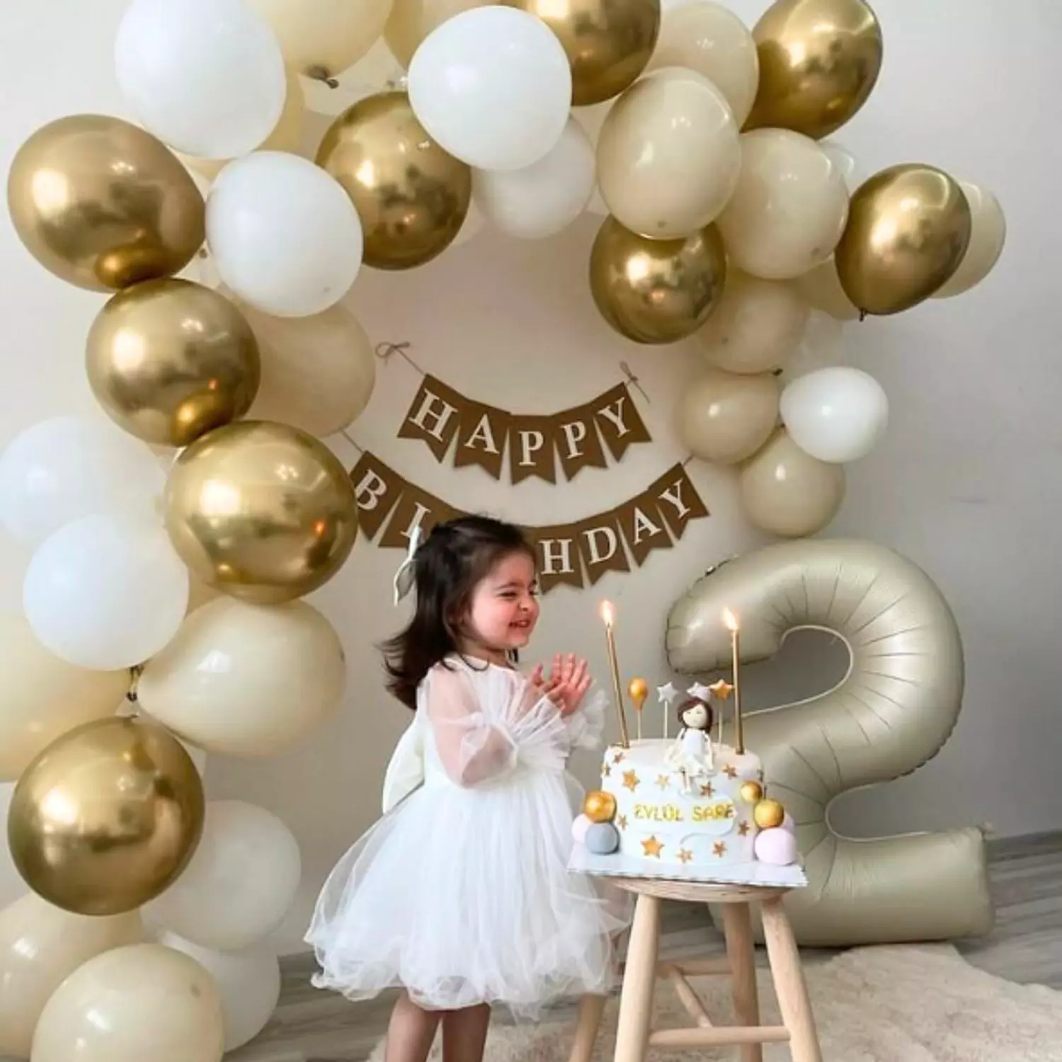 White & Gold Decoration Setup image