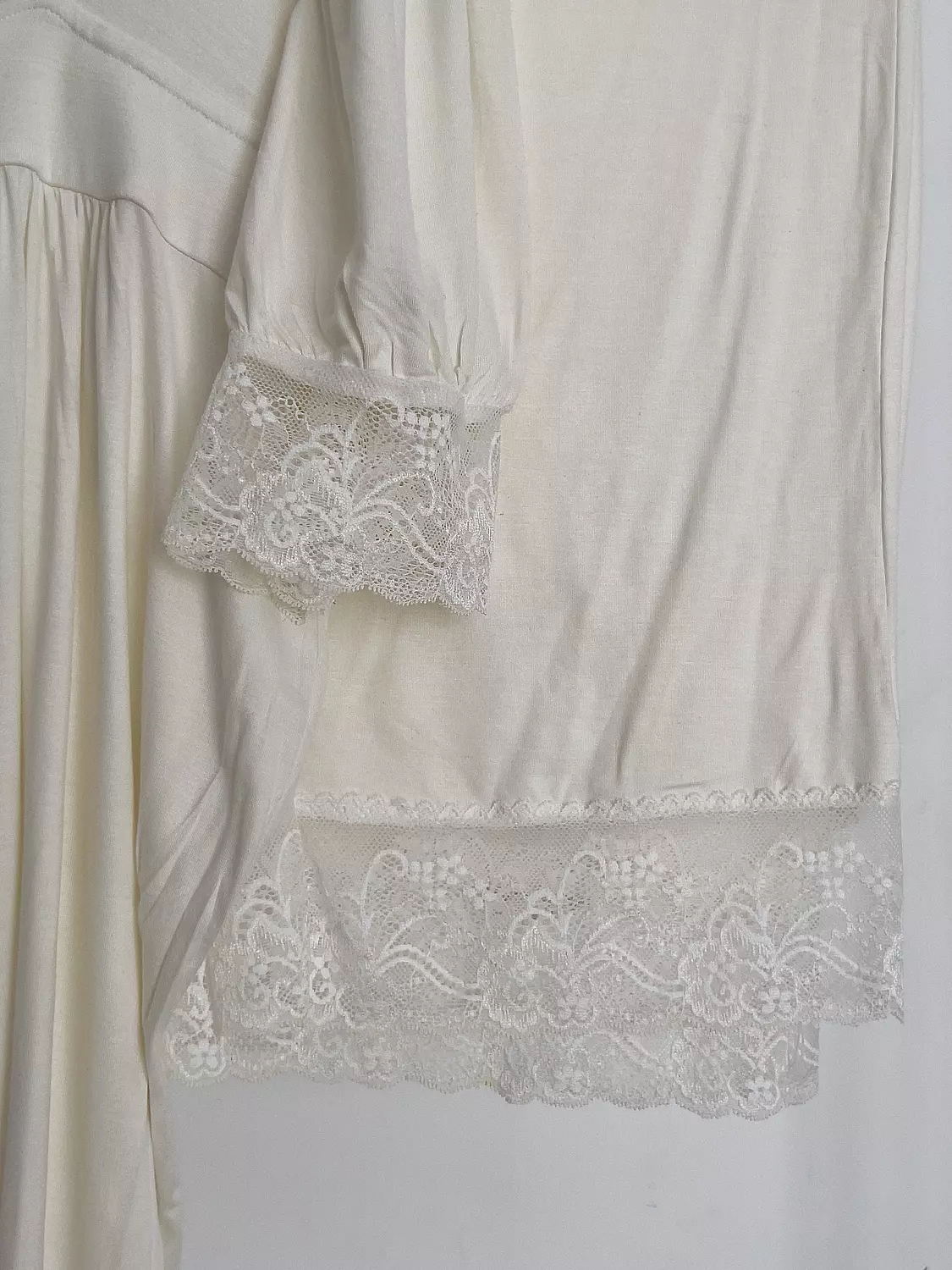 White Lace Pyjamas 3