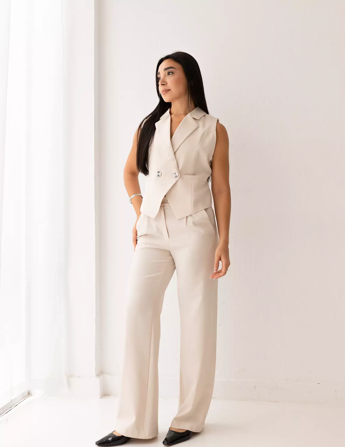 Soft Cream double breasted cropped vest  4