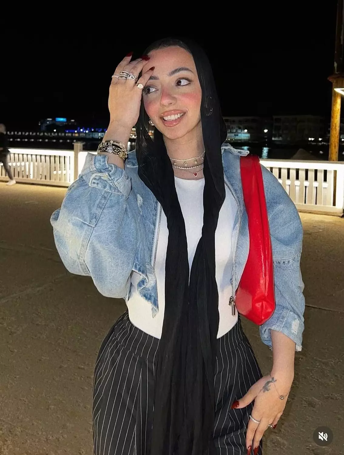 Cutting denim jacket 1
