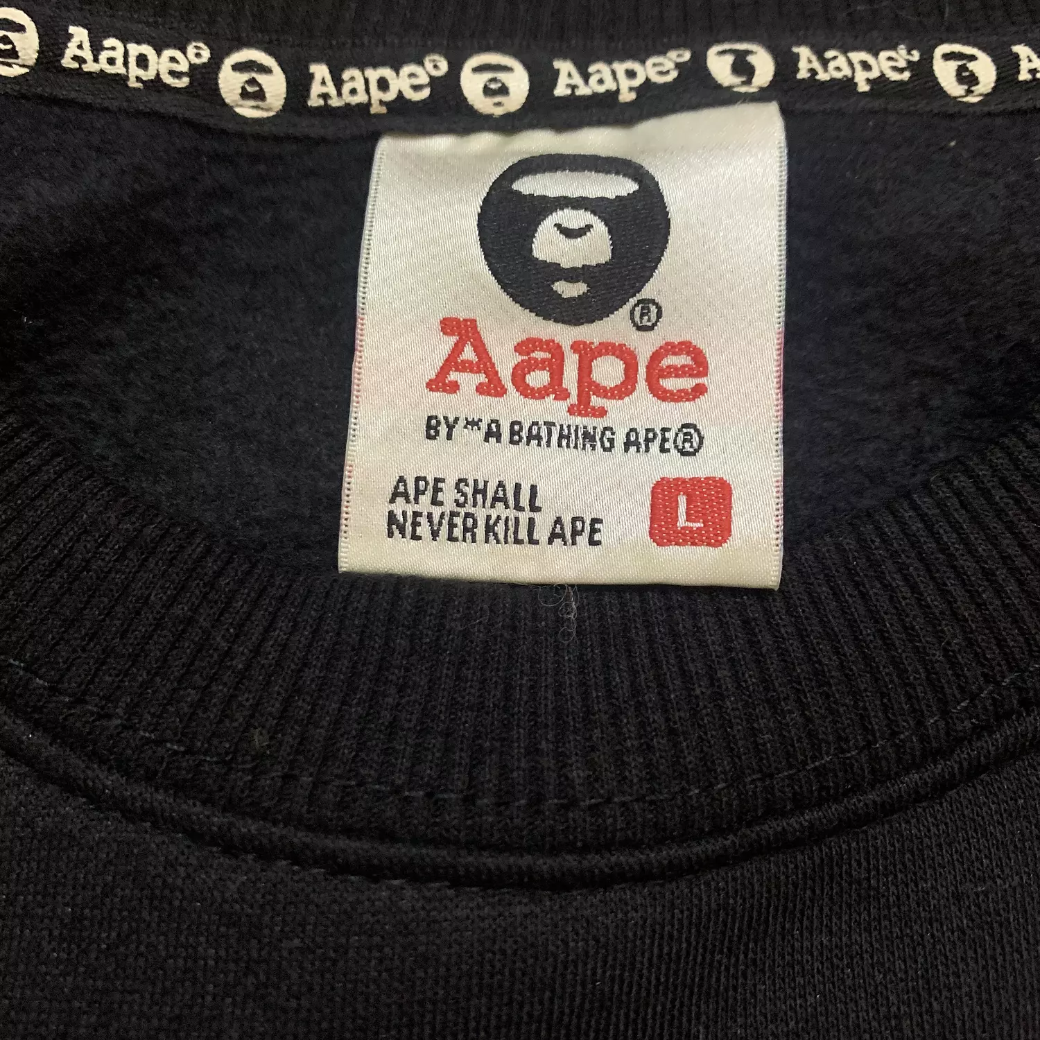 Aape x fila crewneck 3