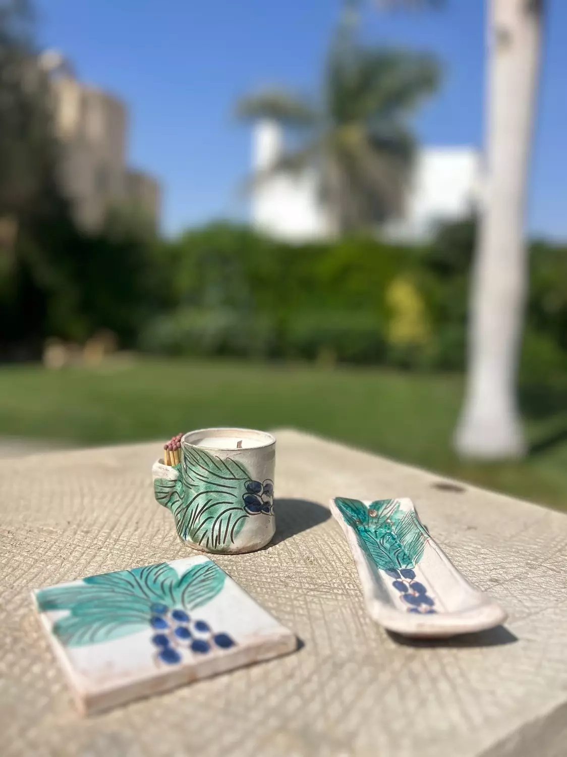 Palm All-In-One Candle 3