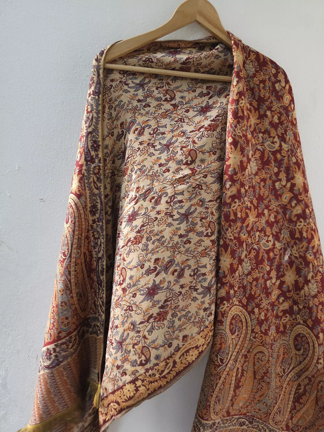 Dark red Pashmina  image