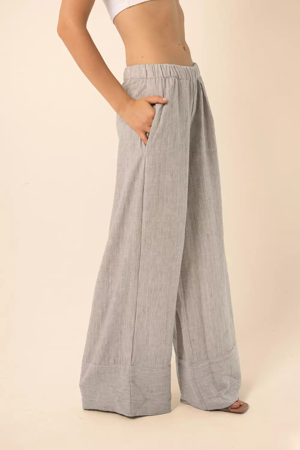 Wide-Leg Pants in silver Stripes - Light Grey 4