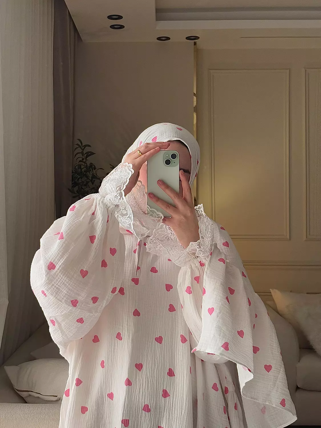 Ghazal Isdal ( pink)  3