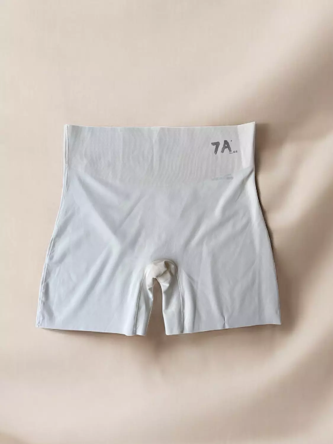 Seamless Shorts 4