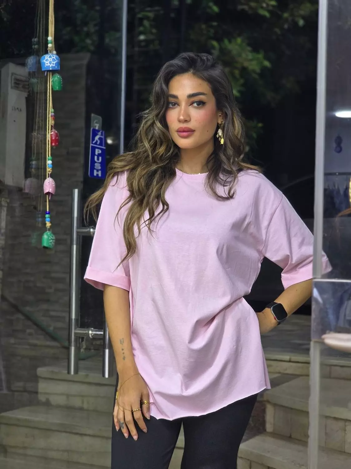 Pink basic tshirt with side slits image