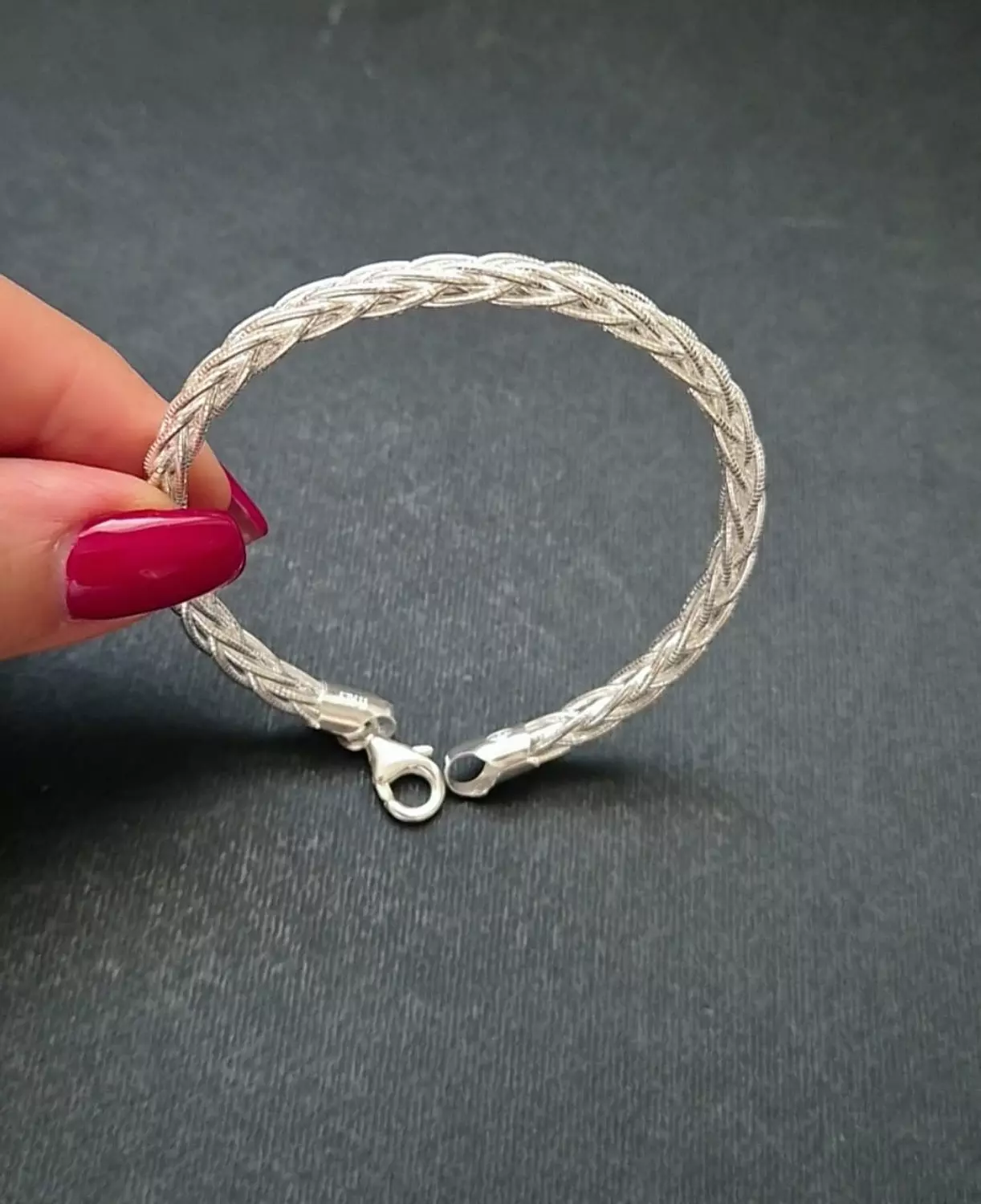 Tight braids bracelet 1